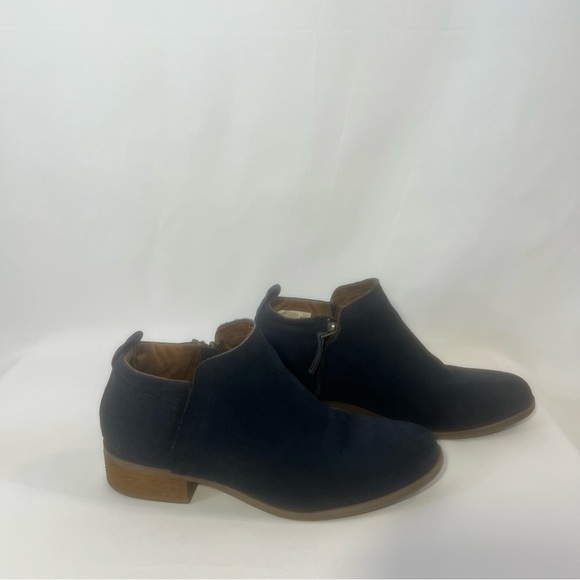 Toms Deia Ankle Booties Womens 10
Blue Suede Zip Stacked Heel Toms Round - Picture 5 of 11